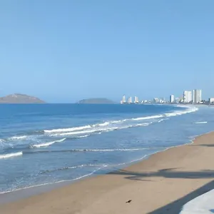 Blanco Armonia - Depto 1 - 2 Min Malecon Apartamento