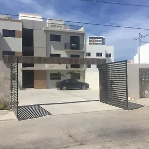 Playa A Pie Zona Dorada Apartamento